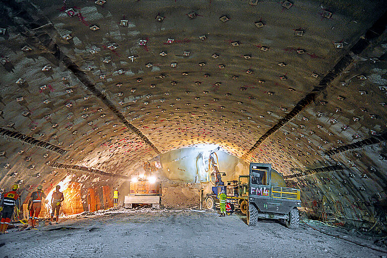 The Semmering Base Tunnel Safe Tunneling At The Froeschnitzgraben Using Dsi Underground S Support Products Dsi Underground Group