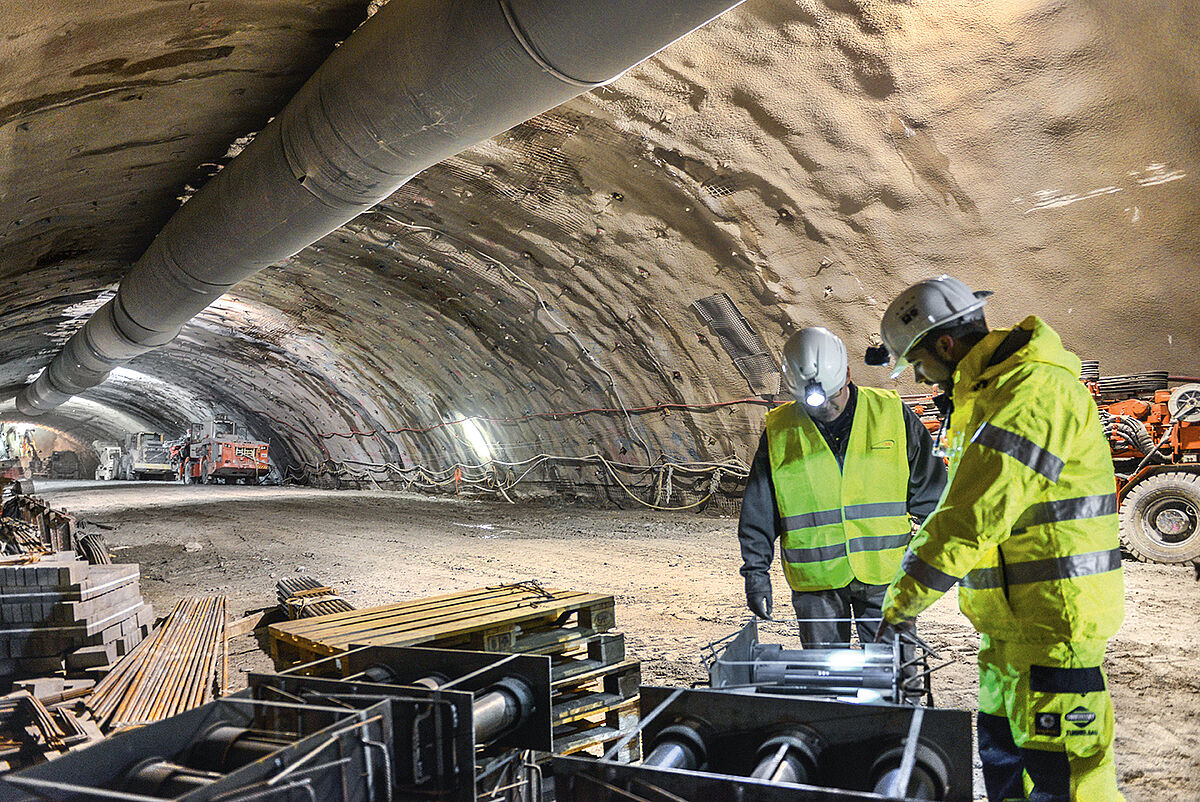 The Semmering Base Tunnel: Safe Tunneling at the Froeschnitzgraben ...